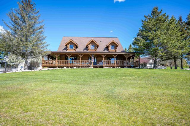 5592 Linksview Way, Gladwin, MI 48624