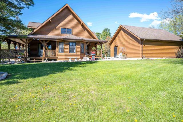 5592 Linksview Way, Gladwin, MI 48624