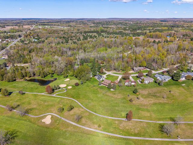 5592 Linksview Way, Gladwin, MI 48624