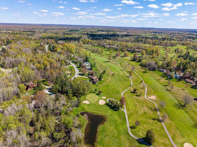 5592 Linksview Way, Gladwin, MI 48624