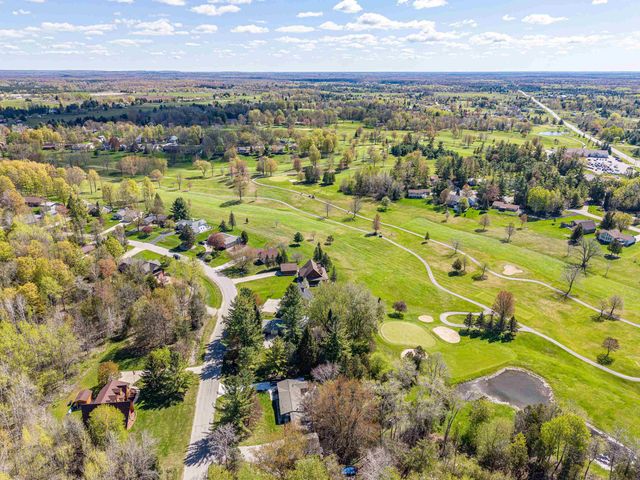 5592 Linksview Way, Gladwin, MI 48624