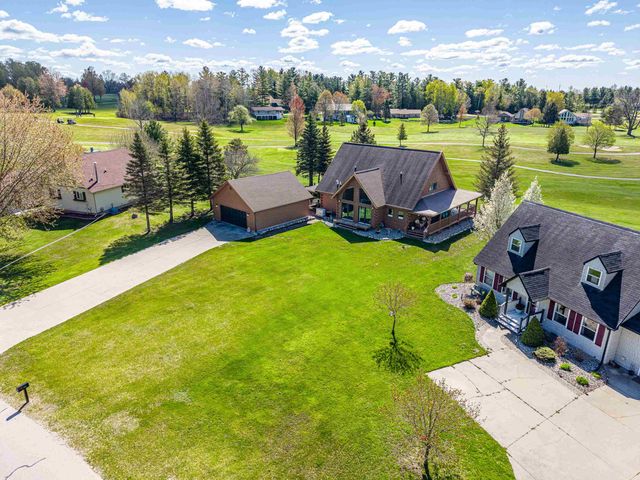 5592 Linksview Way, Gladwin, MI 48624