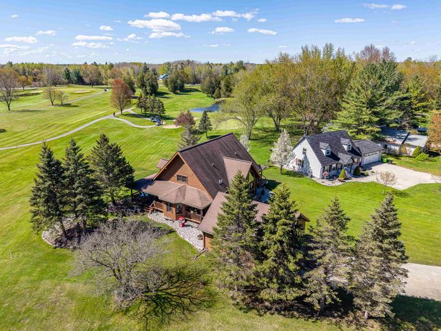 5592 Linksview Way, Gladwin, MI 48624
