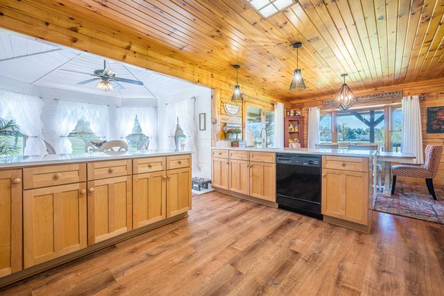 5592 Linksview Way, Gladwin, MI 48624