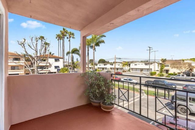 409 Utica C-29, Huntington Beach, CA 92648