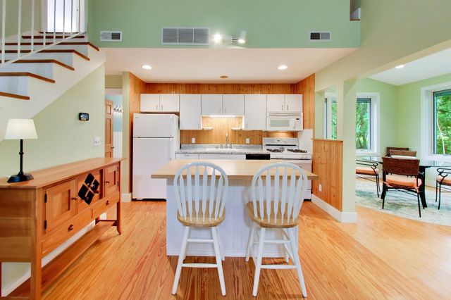 13 Tryon Farm Lane, Michigan City, IN 46360