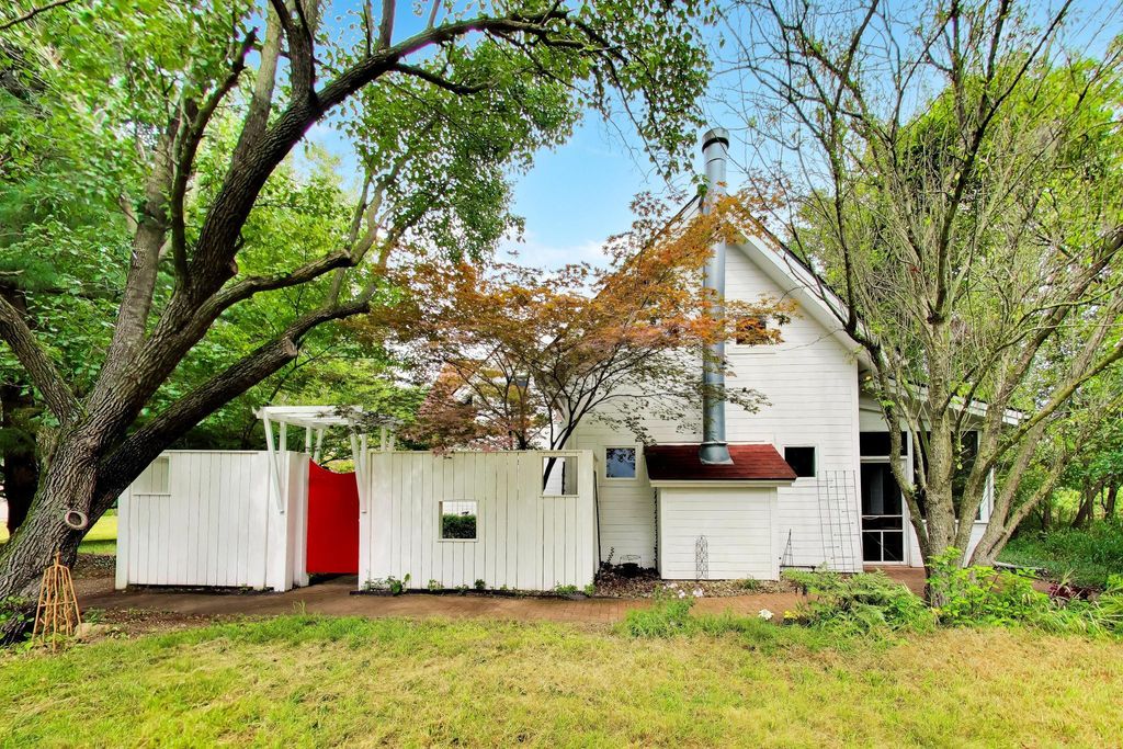 13 Tryon Farm Lane, Michigan City, IN 46360