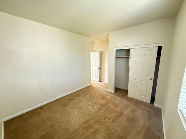 2217 Novi Dr, Riverbank, CA 95367