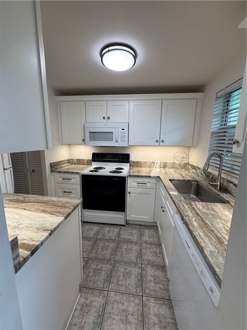 1100 Ponce De Leon Circle N102, Vero Beach, FL 32960
