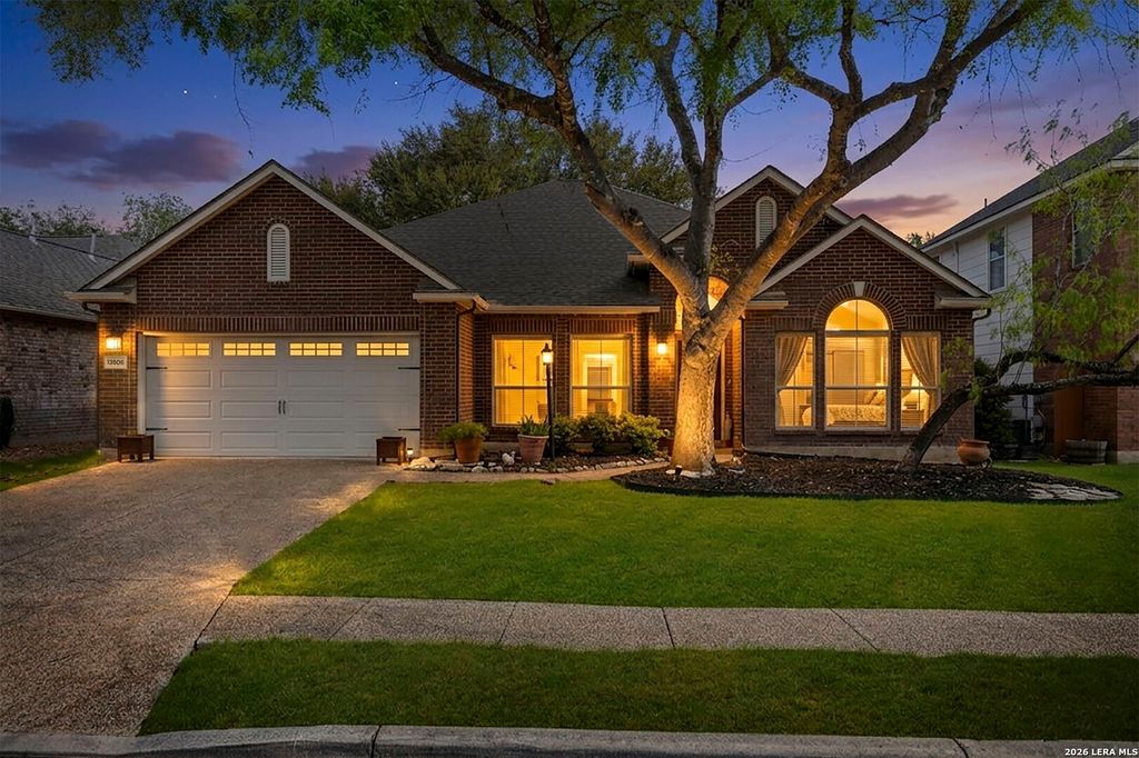 13506 Chamber Oaks, San Antonio, TX 78231
