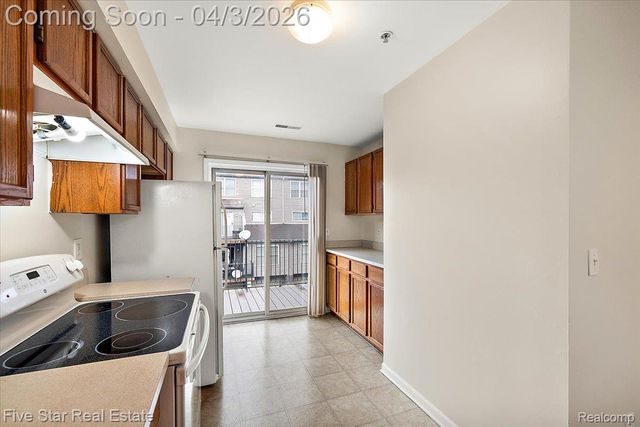 43 Georgetown Court, Dearborn, MI 48126