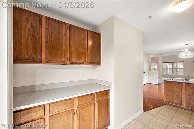 43 Georgetown Court, Dearborn, MI 48126