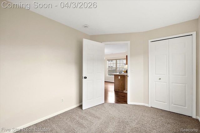 43 Georgetown Court, Dearborn, MI 48126