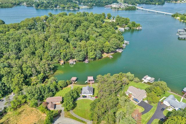 Lot 42 Oak Hollow RD, Moneta, VA 24121