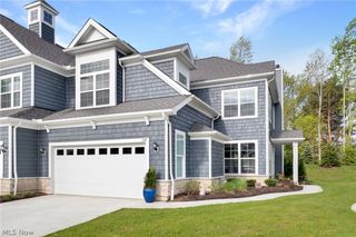 508 Port Side Drive, Avon Lake, OH 44012