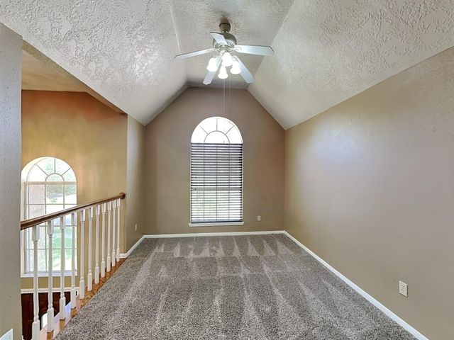 1028 Chesterwood Drive, Pearland, TX 77581