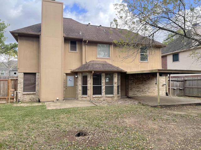 1028 Chesterwood Drive, Pearland, TX 77581