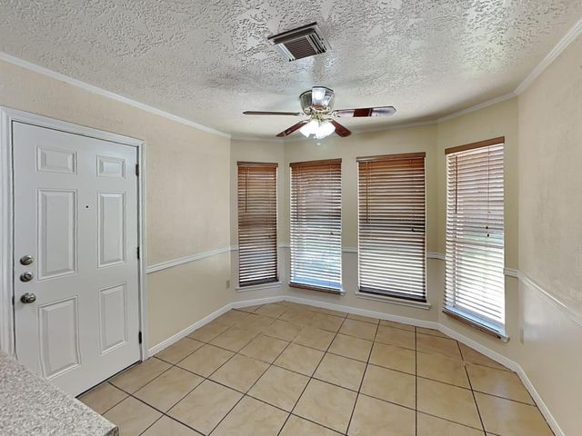 1028 Chesterwood Drive, Pearland, TX 77581