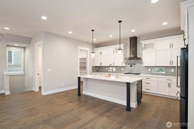 13030 75TH Place S, Seattle, WA 98178