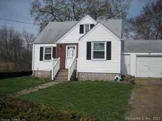 44 Avery Lane, Waterford, CT 06385