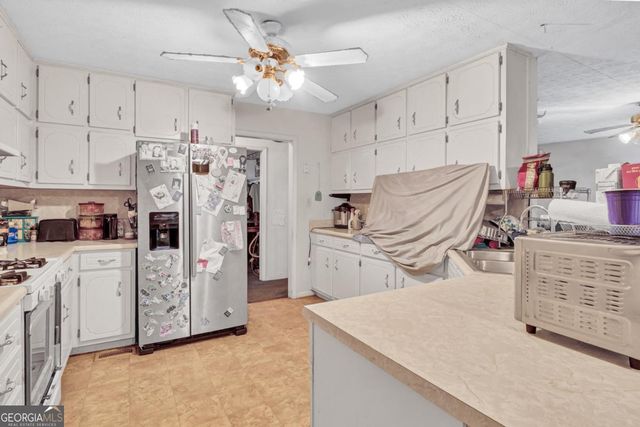 245 MOSELEY CROSSING Drive, Stockbridge, GA 30281