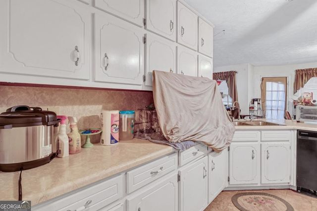 245 MOSELEY CROSSING Drive, Stockbridge, GA 30281