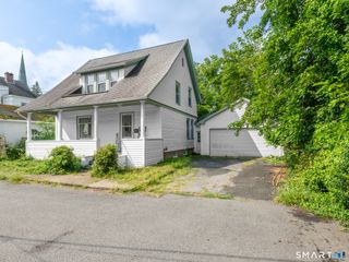 6 Francis Place, Norwich, CT 06360