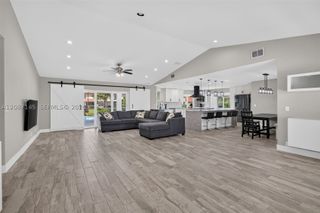 10885 SW 1st Ct, Coral Springs, FL 33071