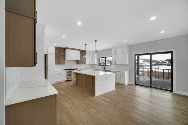 9467 Tall Grass Trail, St. John, IN 46373