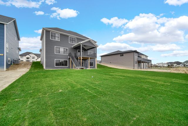 9467 Tall Grass Trail, St. John, IN 46373