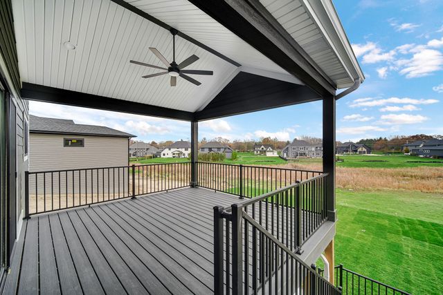 9467 Tall Grass Trail, St. John, IN 46373