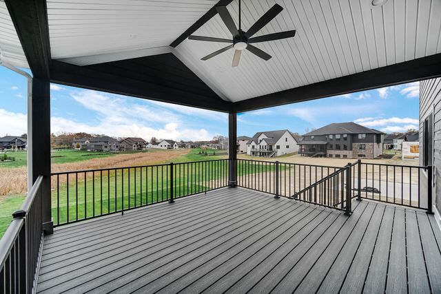 9467 Tall Grass Trail, St. John, IN 46373