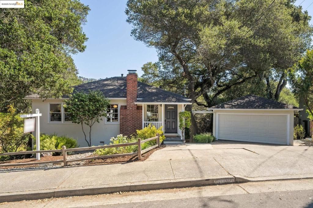 4100 Gregory St., Oakland, CA 94619