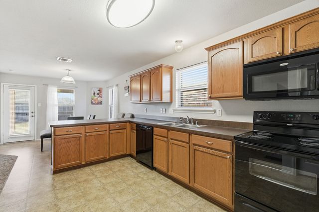 2011 Pine Knot Drive, Heartland, TX 75126