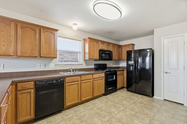 2011 Pine Knot Drive, Heartland, TX 75126