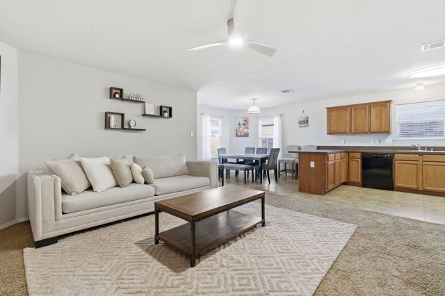 2011 Pine Knot Drive, Heartland, TX 75126