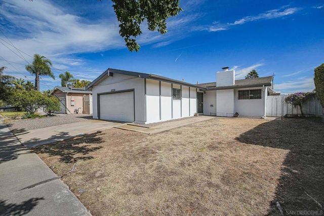 6837 Forum St, San Diego, CA 92111