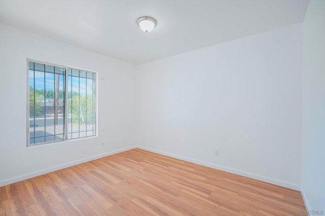 6837 Forum St, San Diego, CA 92111