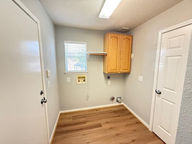 7411 Maple Run Drive, Sugar Land, TX 77479