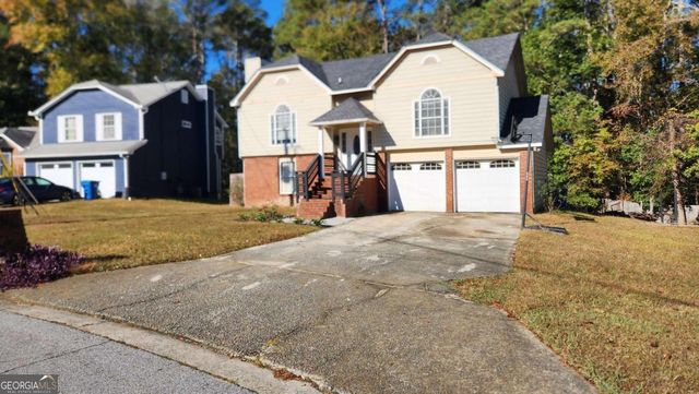 6305 Emerald Pointe Circle, Atlanta, GA 30349