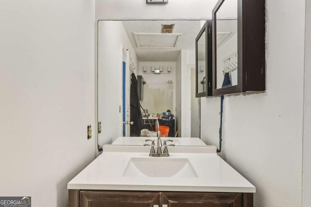 6305 Emerald Pointe Circle, Atlanta, GA 30349