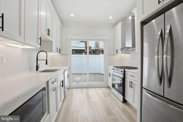 1706 S BANCROFT ST, Philadelphia, PA 19145