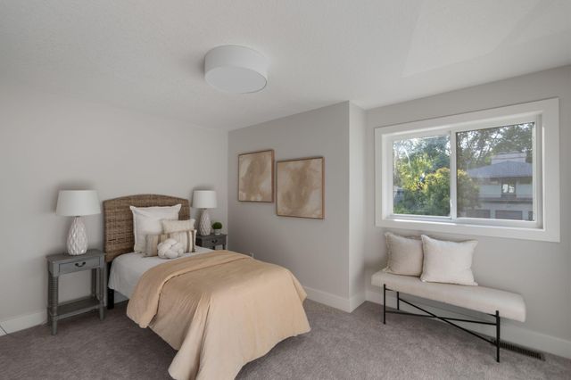 111 King Hill Road, Golden Valley, MN 55416