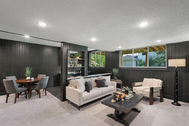 111 King Hill Road, Golden Valley, MN 55416