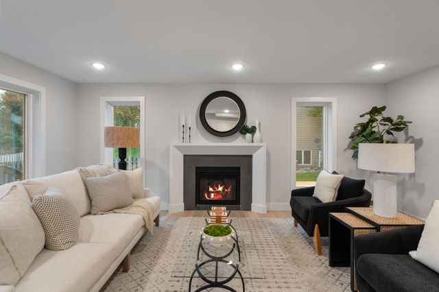 111 King Hill Road, Golden Valley, MN 55416