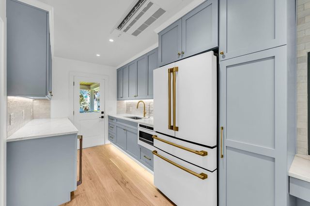 559 Schooner Road, Charleston, SC 29412