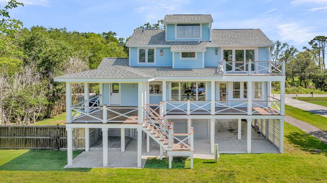 559 Schooner Road, Charleston, SC 29412