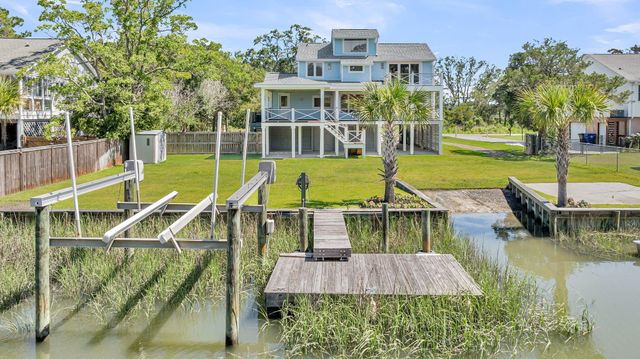 559 Schooner Road, Charleston, SC 29412