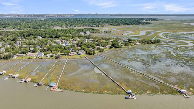 559 Schooner Road, Charleston, SC 29412