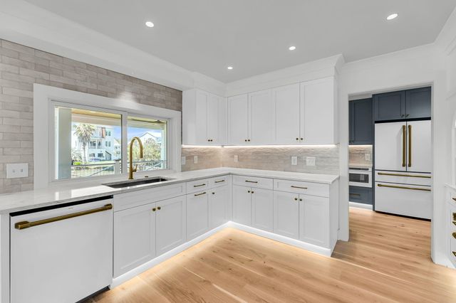 559 Schooner Road, Charleston, SC 29412